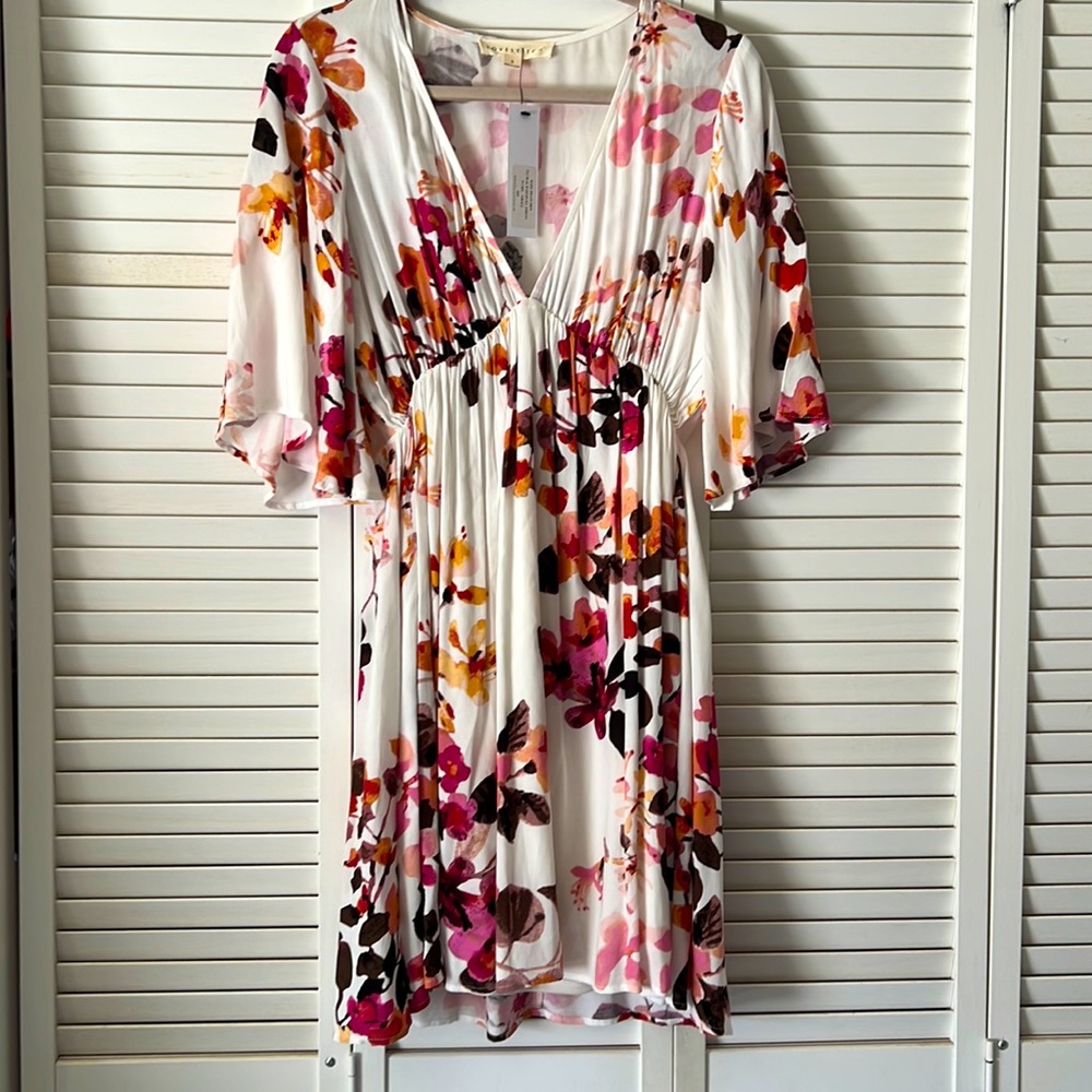 NWOT FLORAL DRESS love stitch